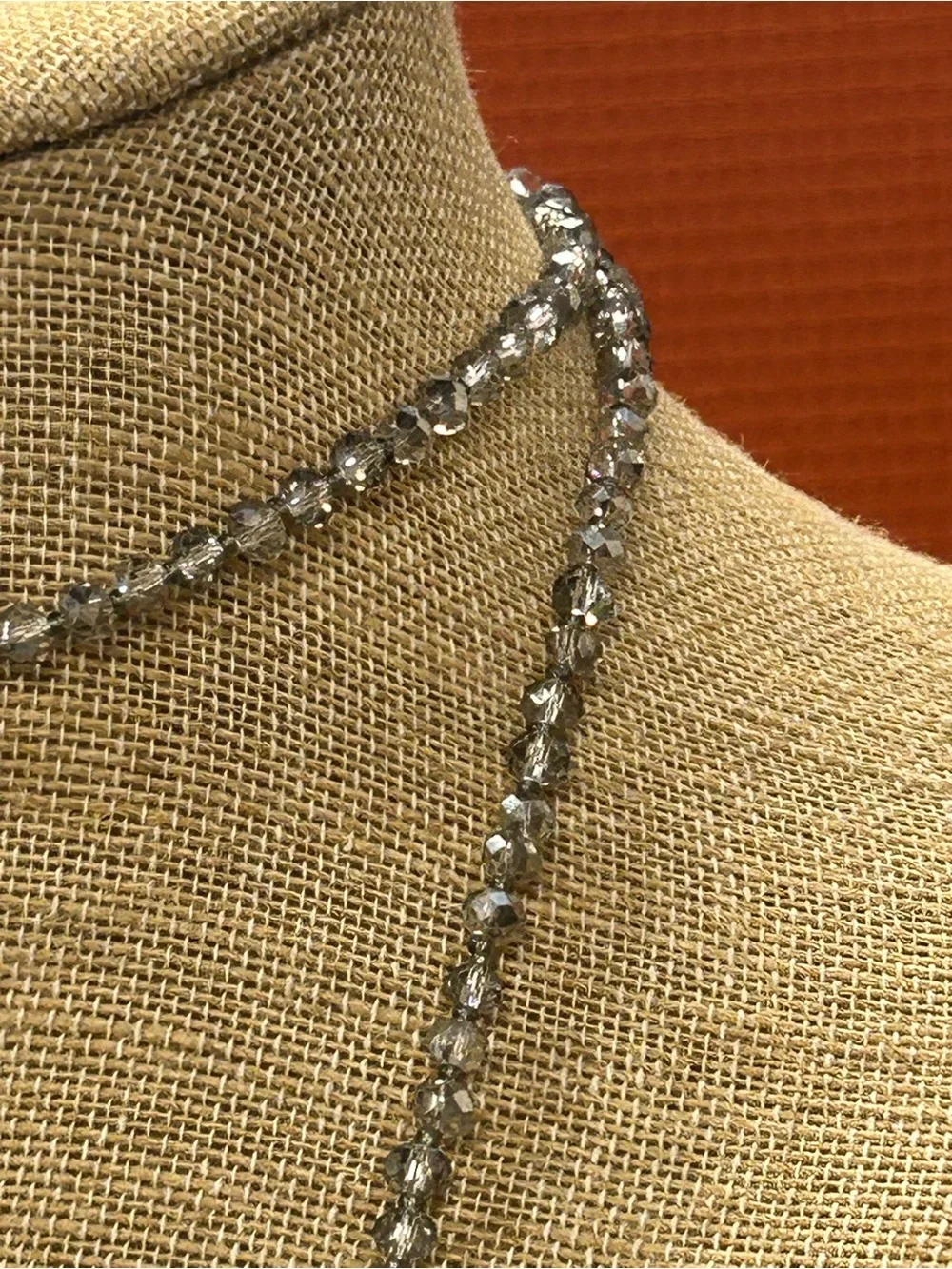 Stunning silver metallic glass crystal tasseled lariat scarf necklace
